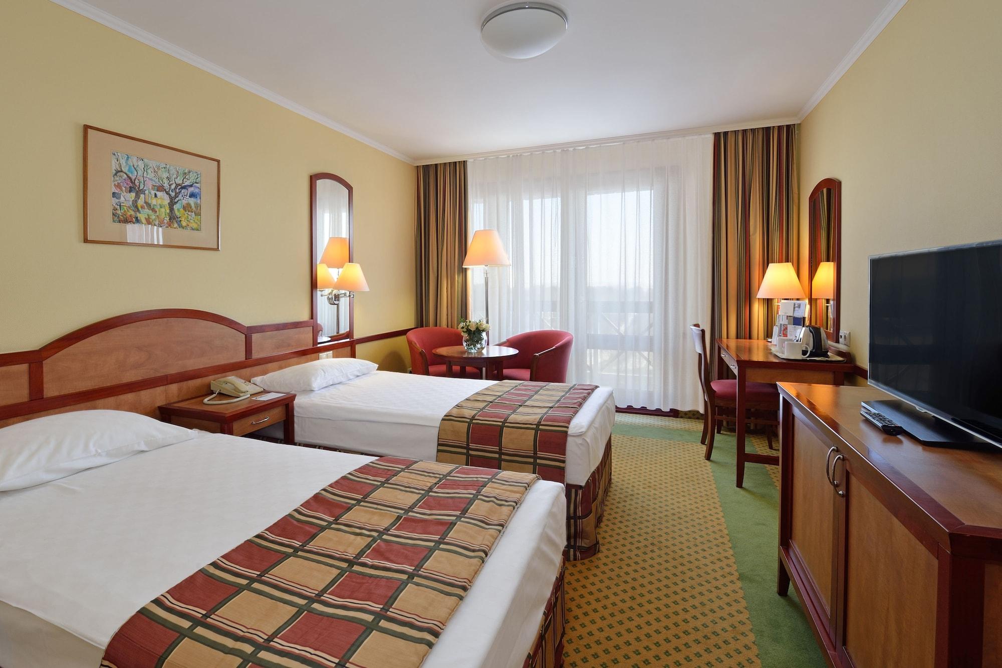 Danubius Hotel Buek Ngoại thất bức ảnh